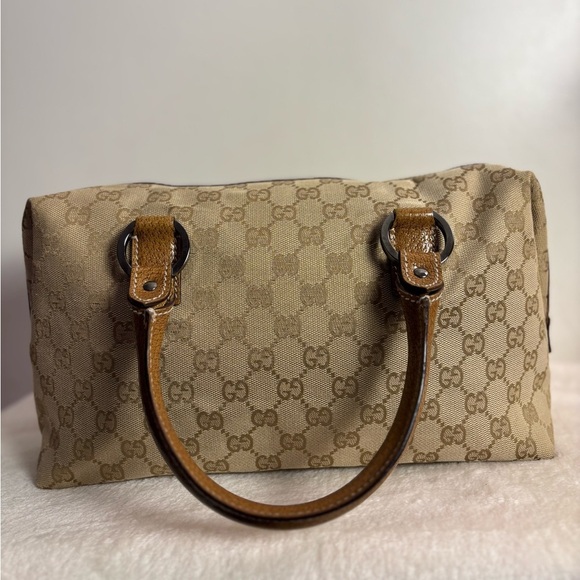 Gucci Boston Bag in Tan Signature Print w Leather Trim - Classic - EUC - Picture 3 of 14